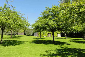 Idyllic gardens Idyllic gardens
